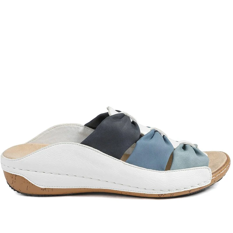 Flexible Triple Bow Cushioned Sandals - WBINS43014 / 329 090 - Navy - White