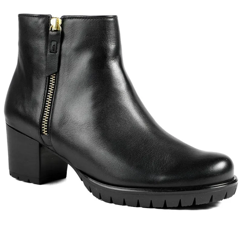 Gabor Leather Zip Up Ankle Boots - GAB42033 / 329 521 - Black