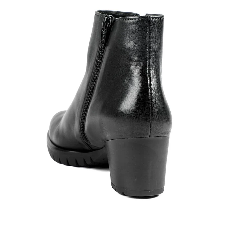 Gabor Leather Zip Up Ankle Boots - GAB42033 / 329 521 - Black