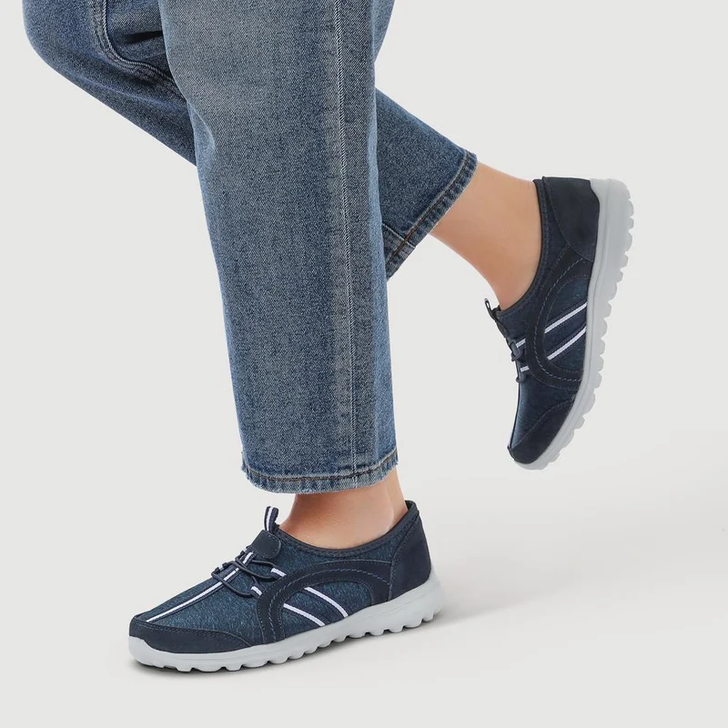 Lightweight Slip-On Trainers - BRK29010 / 314 777 - Navy