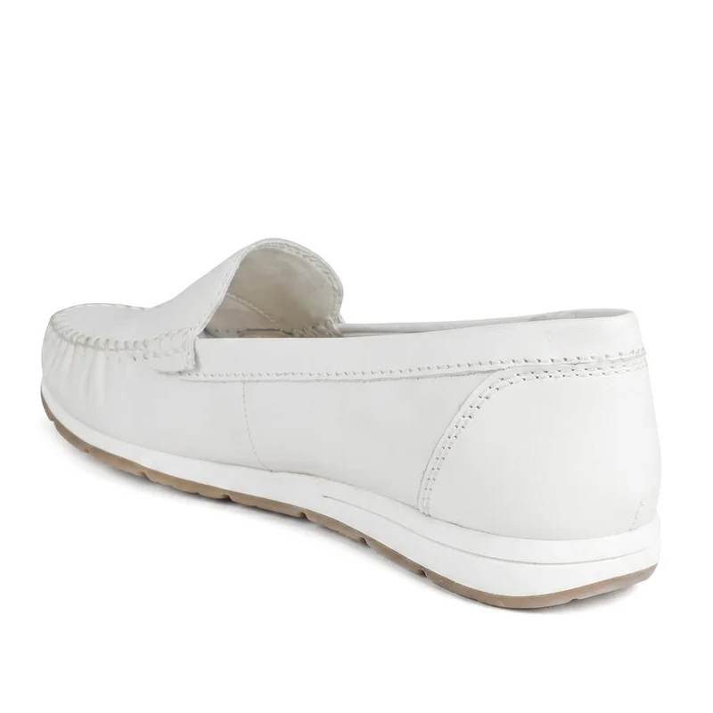 Marco Tozzi Leather Cushioned Moccasins - WEN43003 / 330 472 - White