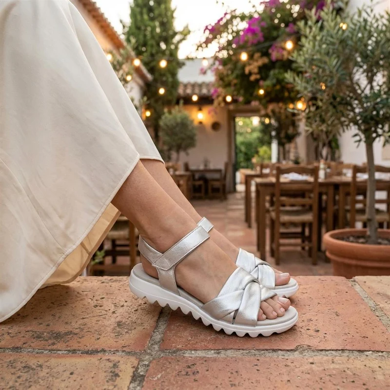 Gabor Adjustable Leather Sandals - GAB43010 / 328 671 - Silver