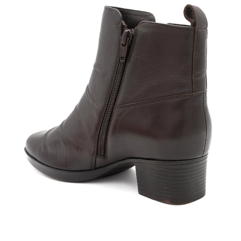 Smart Leather Zip Fasten Block Heel Ankle Boots - MAGNU44009 / 330 058 - Chocolate