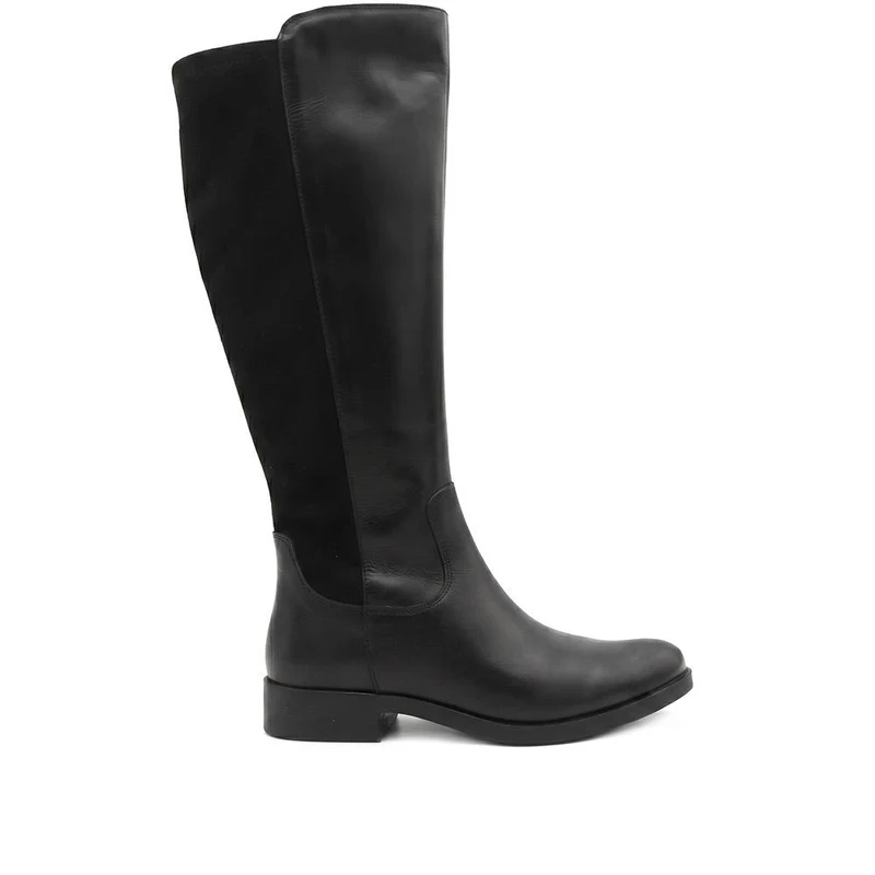 Leather Flat Heeled Long Boots - SAK44001 / 330 240 - Black