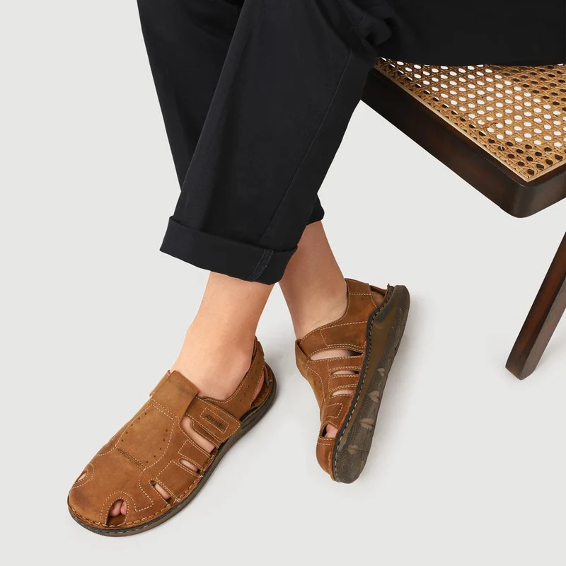 Wide-Fit Leather Touch-Fasten Sandals - JOSEF41500 / 327 043 - Tan