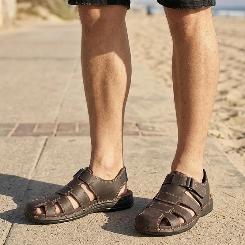 Inblu Adjustable Closed Toe Sandals - INB43036 / 330 330 - Dark Brown