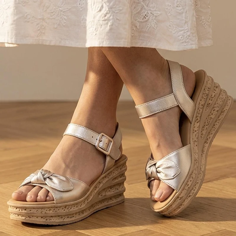 Gabor Buckle Fasten Wedge Heel Sandals - GABC43526 / 330 708 - Gold