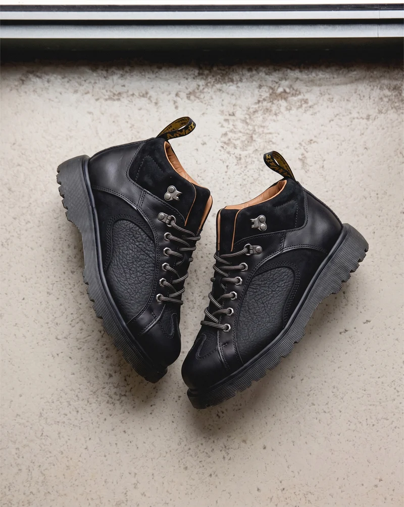 Dr. Martens Wayborne Boot *Old Harness*