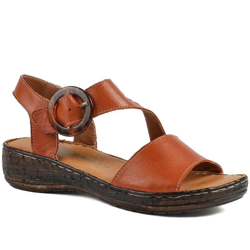 Wide Fit Leather Sandals With Buckle Fastening - LUCK43007 / 329 406