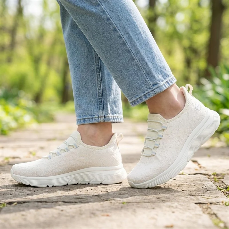 Easy Step In Wide Fit Memory Foam Trainers - BOJIE43024 / 329 532 - Off White