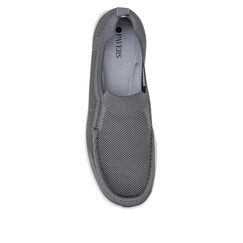 Stretchy Slip-On Shoes - XIAM41014 / 326 930 - Grey