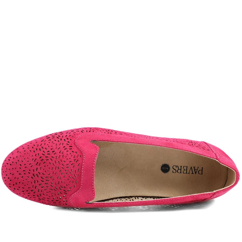 Wide Fit Laser Cut Slip On Shoes - WK43013 / 329 000 - Fuschia