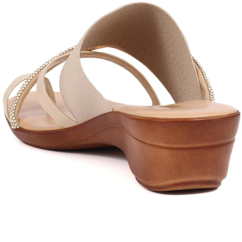 Smart Toe Post Sandals - CLUBS37015 / 323 813 - Beige