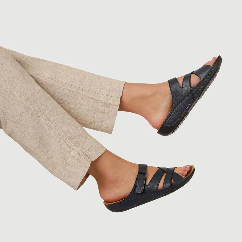 Lightweight Touch Fasten Mules - SERAY41001 / 327 547 - Navy