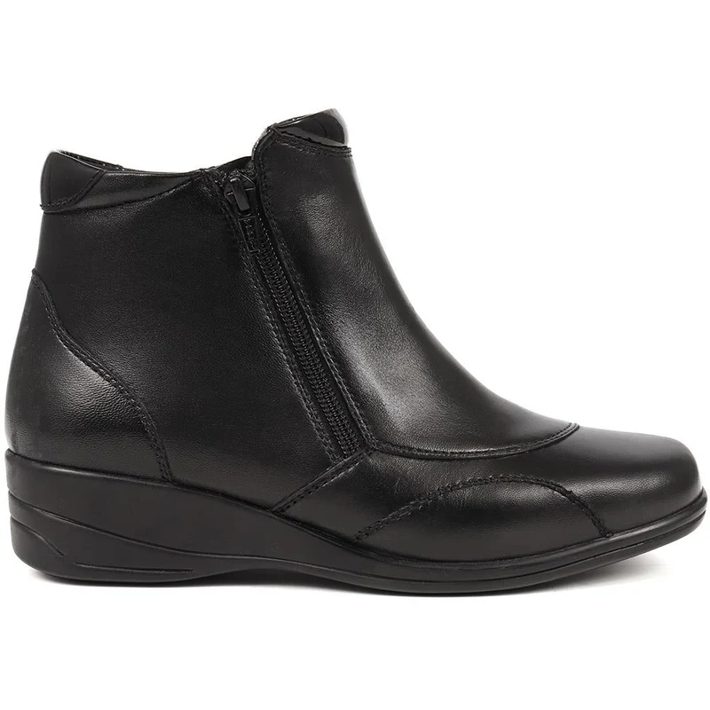Leather Boots - KF38020 / 324 490 - Black