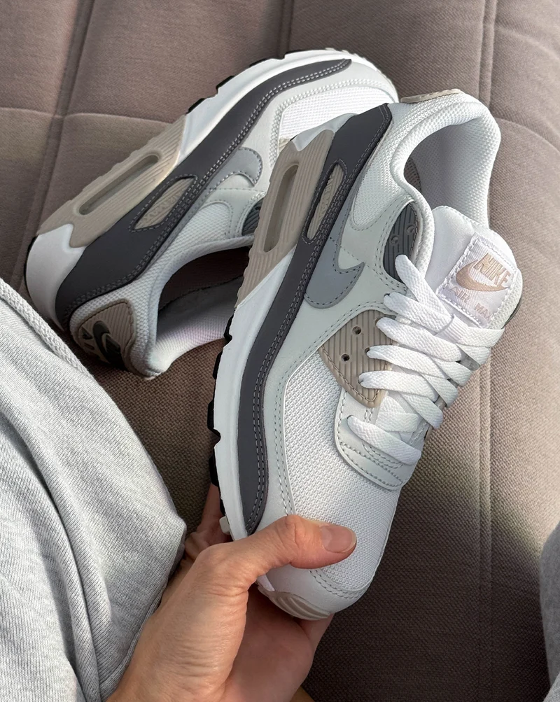 Nike Wmns Air Max 90