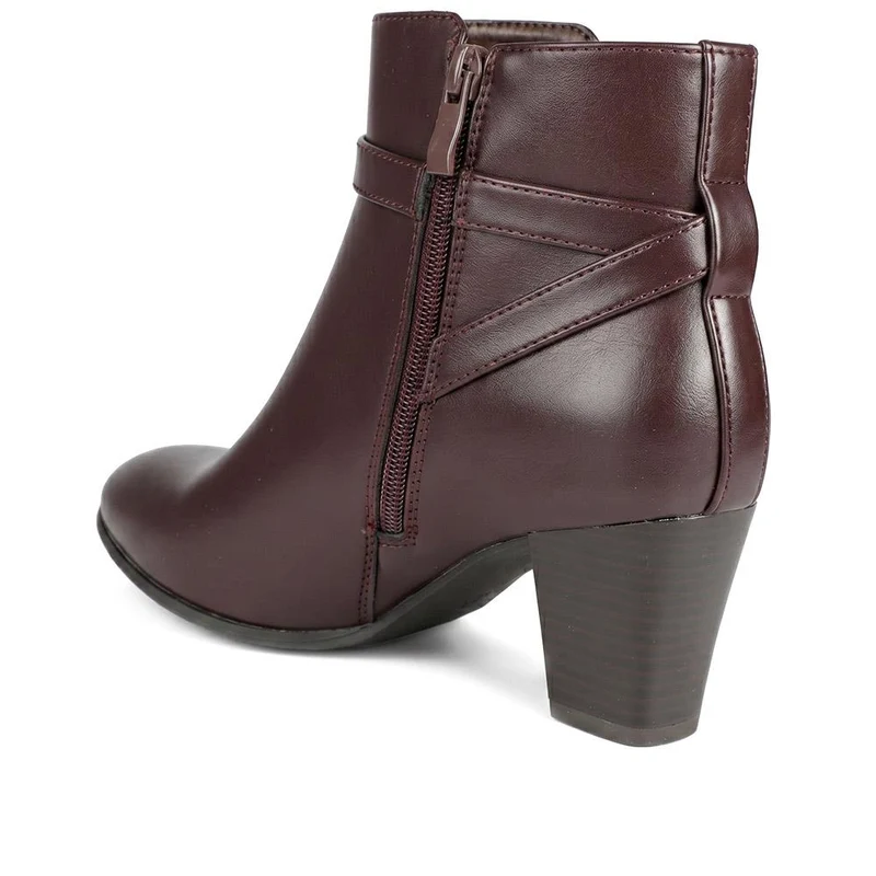Smart Block Heel Ankle Boots With Buckle Detail - SANYI44002 / 330 000 - Burgundy