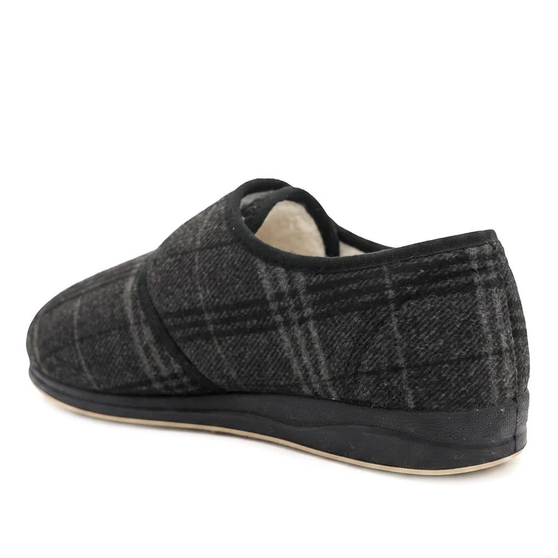 Extra Wide Faux Fur Lined Slippers - AUGUST / 328 471 - Black Check
