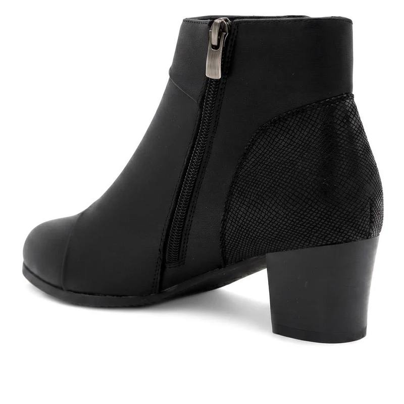 Wide Fit Warm Lined Stacked Heel Ankle Boots - WLIG44004 / 329 747 - Black