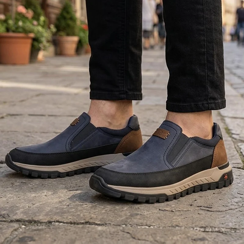 Relife Extra Wide Slip On Trainers - RELIF44004 / 329 851 - Navy