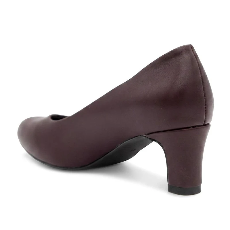 Elegant Stacked Heel Court Shoes - WBINS44018 / 330 013 - Burgundy
