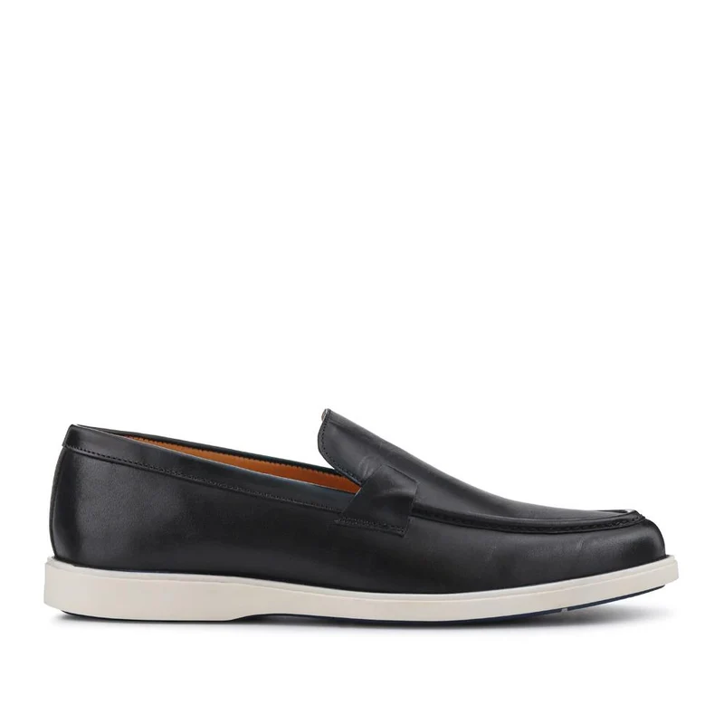Smart All-Leather Loafers - SAKM41010 / 327 204 - Black