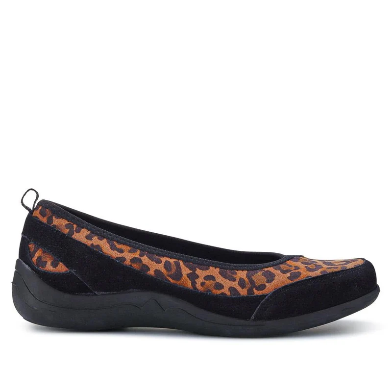 Slip-On Patterned Lightweight Pumps - BRK37007 / 323 323 - Leopard
