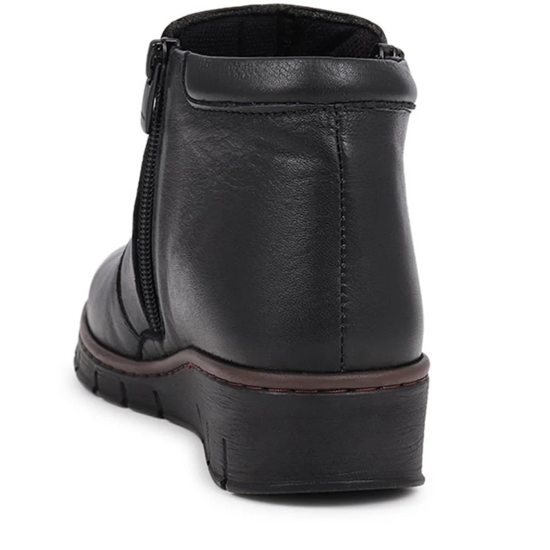 Leather Ankle Boots - LUCK40001 / 326 380 - Black