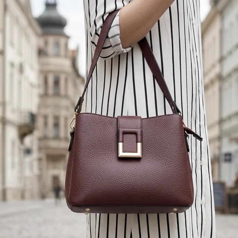 Faux Leather Daily Crossbody Bag - HETIA44004 / 329 962 - Burgundy