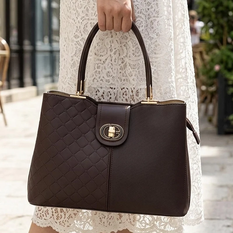 Bellissimo Mixed Finish Handbag - BELHETIA44021 / 330 180 - Chocolate