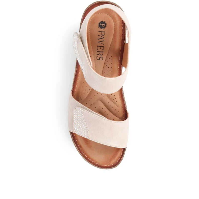 Double-Strap Touch-Fasten Wedge Sandals - WOIL39033 / 325 303 - Beige
