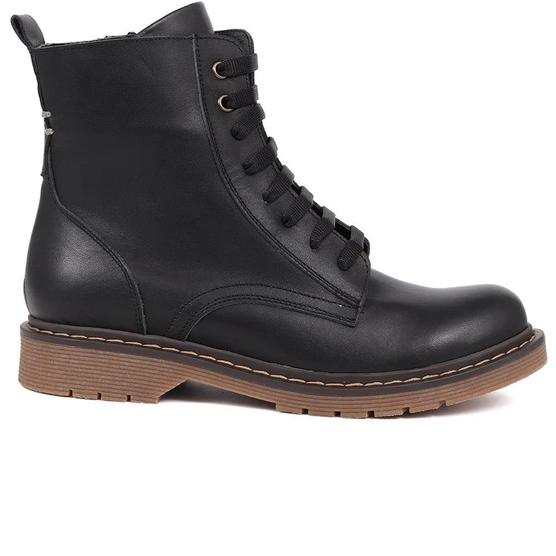 Lace-Up Leather Boots - BELYNR40001 / 326 190 - Black
