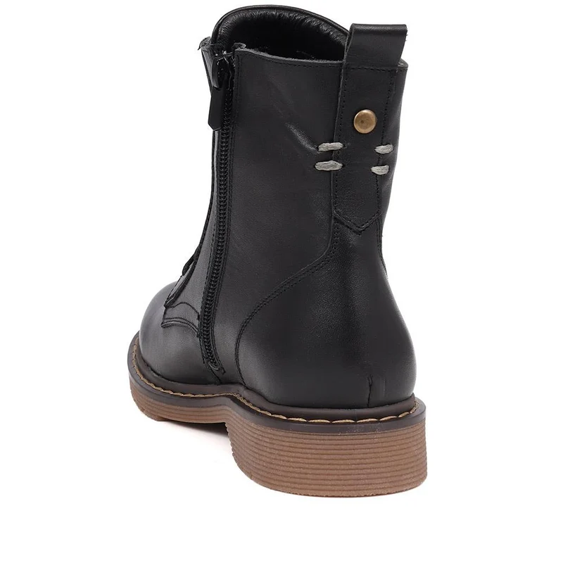 Lace-Up Leather Boots - BELYNR40001 / 326 190 - Black