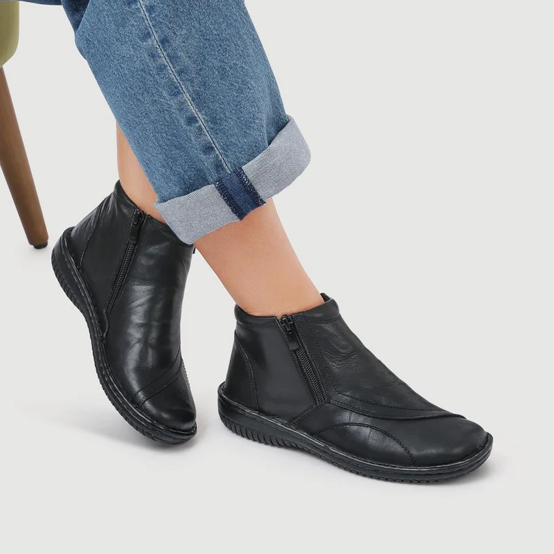 Leather Ankle Boots - LUCK34005 / 321 855 - Black