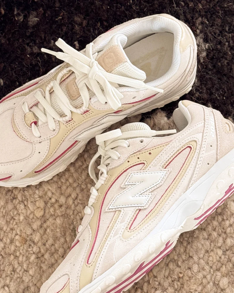 New Balance 204L