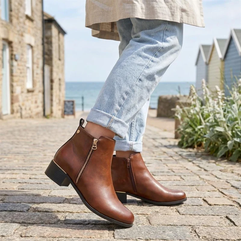 Wide Fit Smart Zip Up Ankle Boots - WOIL42015 / 328 132 - Tan