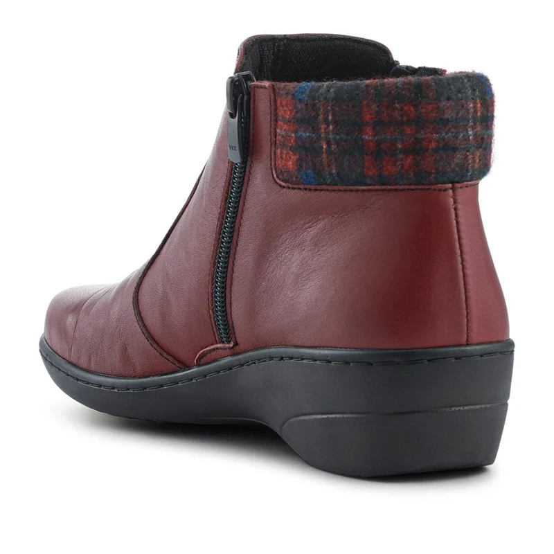 Wide-Fit Leather Lightweight Ankle Boots - LUCK42000 / 328 506 - Burgundy