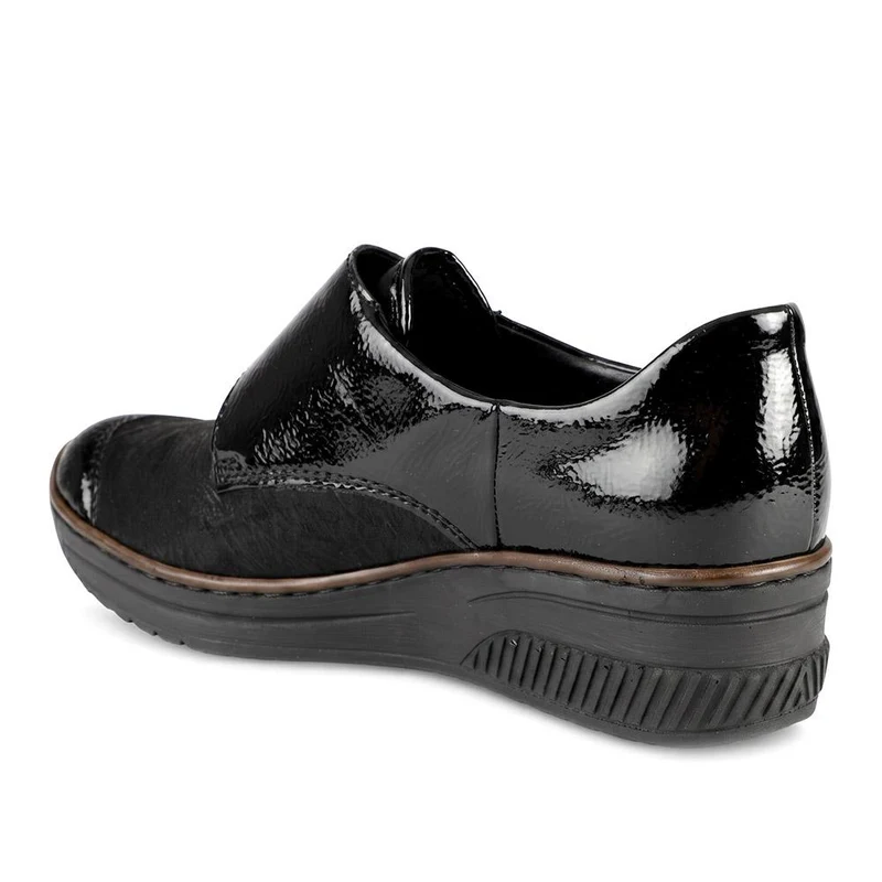 Stretchy Leather Touch-Fasten Trainers - RKR41504 / 326 820 - Black