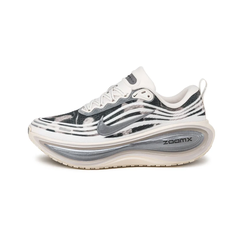 Nike Wmns Vomero Plus SE