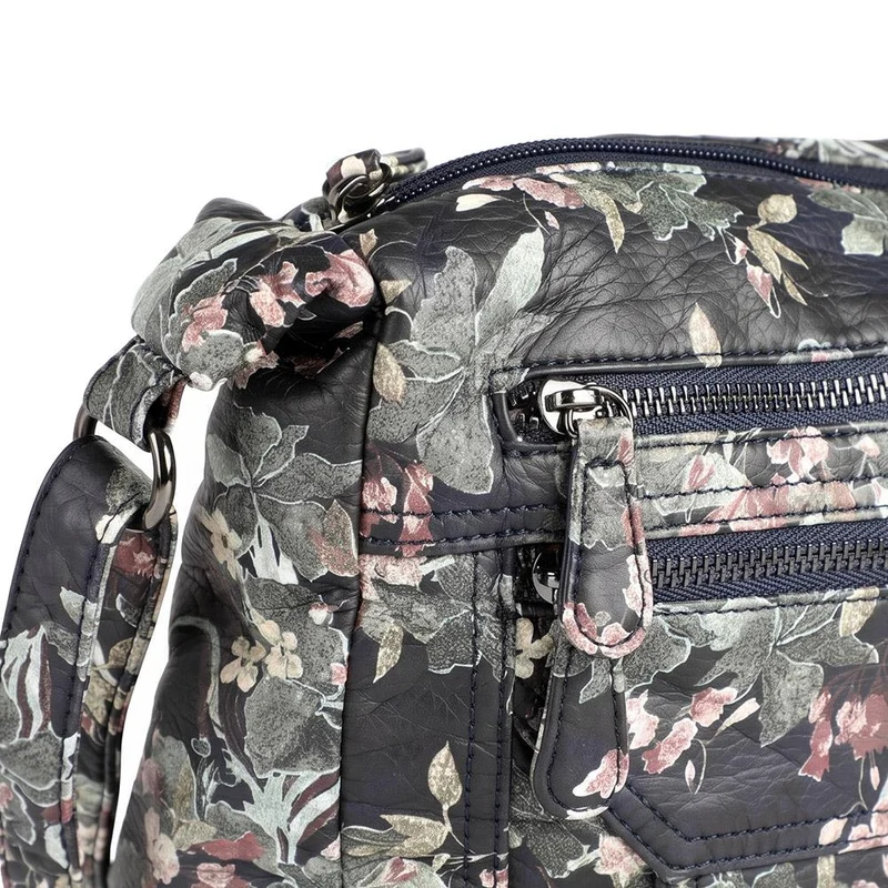 Zip-Close Shoulder Bag - WAHT40007 / 325 839 - Black Floral