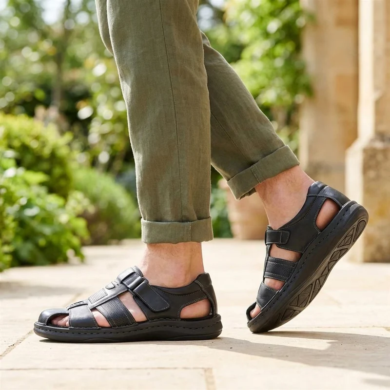 Leather Touch Fasten Fisherman Sandals - AATRA43005 / 328 928 - Black