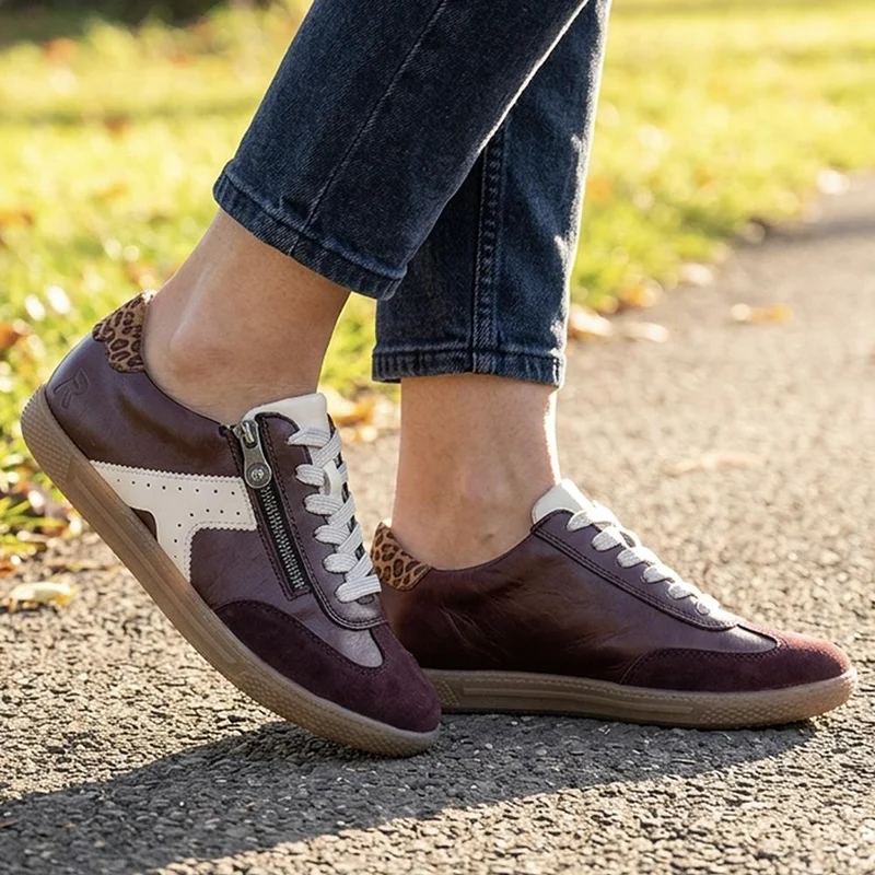 Extra-Cushioned Dual-Fastening Trainers - RKR41511 / 326 827 - Burgundy