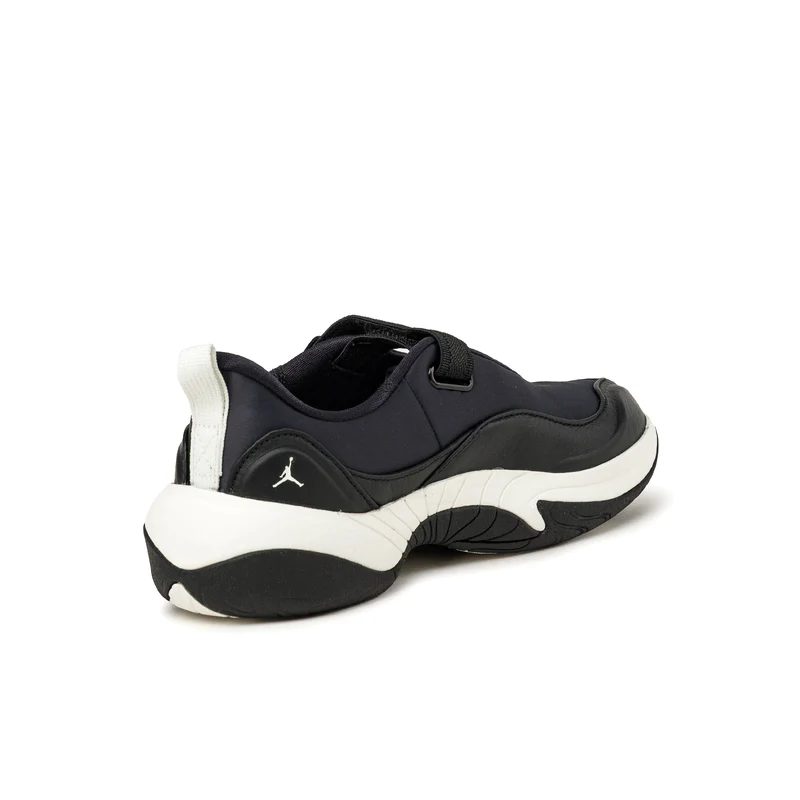 Nike Wmns Jordan Pointe