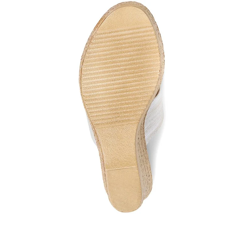 Metallic Wedge Espadrilles - CLUBS37003 / 323 836 - Gold