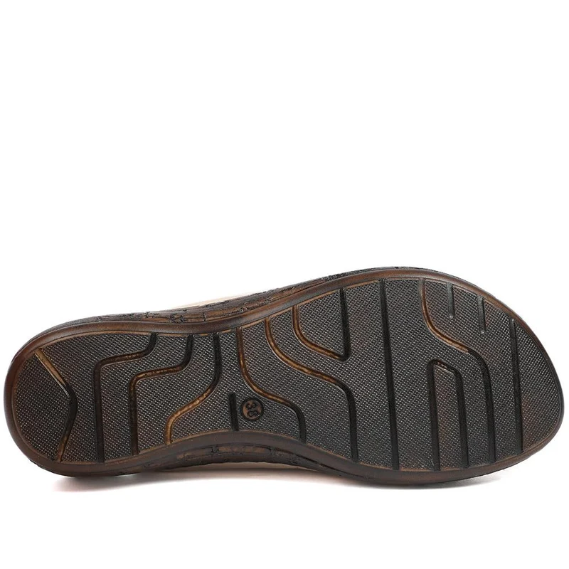Wide Fit Leather Adjustable Fastening Sandals - LUCK43010 / 329 155 - Beige