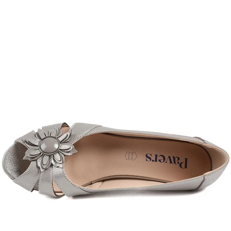 Flower Detail Peep Toe Wedge Pumps - WLIG43000 / 328 886 - Metallic