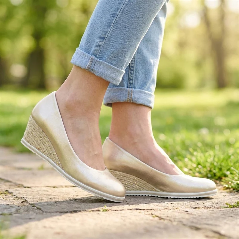 Wedge Heel Espadrille Trim Pumps - WBINS43009 / 329 176 - Gold