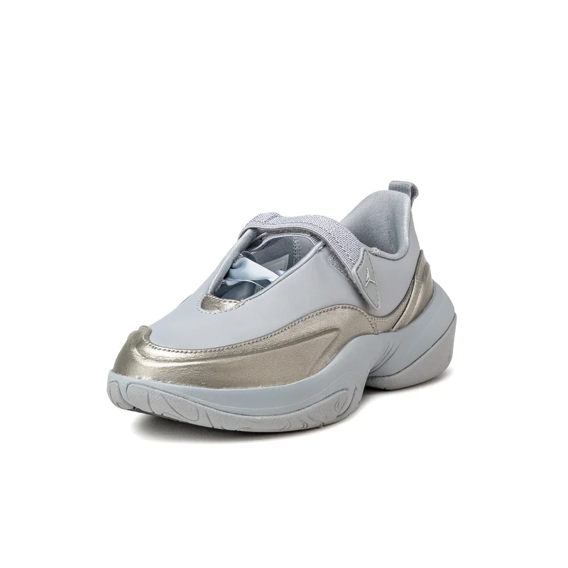 Nike Wmns Jordan Pointe