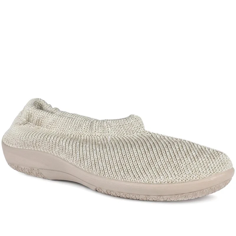 Flexible Fabric Upper Slip On Shoes - PLU44002 / 330 363 - Natural