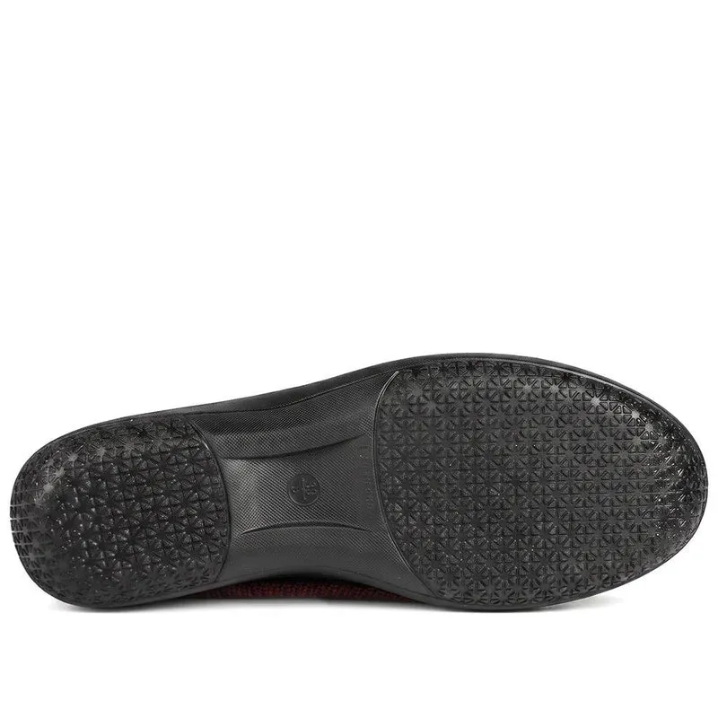 Flexible Fabric Upper Slip On Shoes - PLU44002 / 330 363 - Burgundy